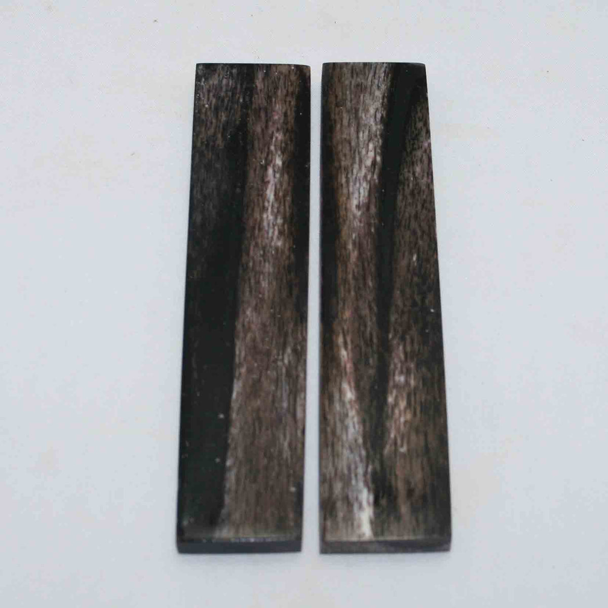 NB103GS21 Giraffe Bone Scales