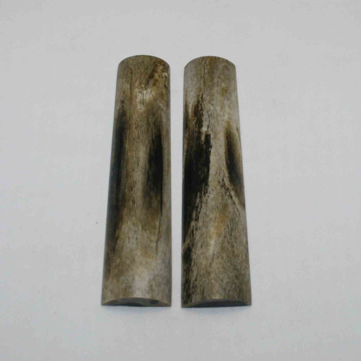 NB103JS12 Giraffe Bone Scales