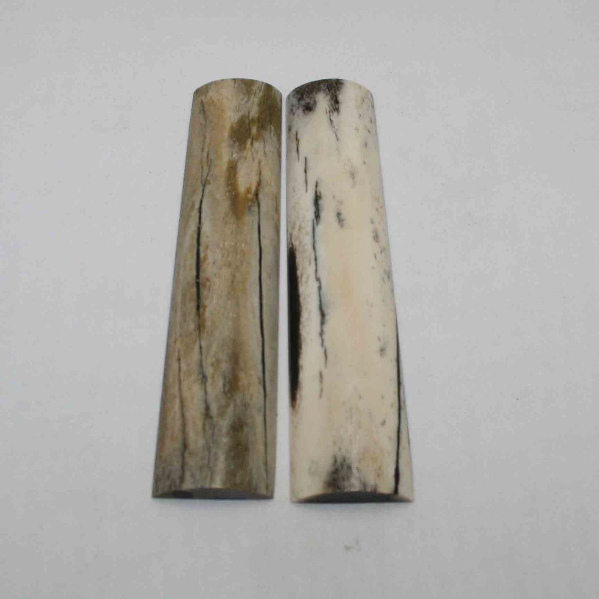 NB103JS14 Giraffe Bone Scales