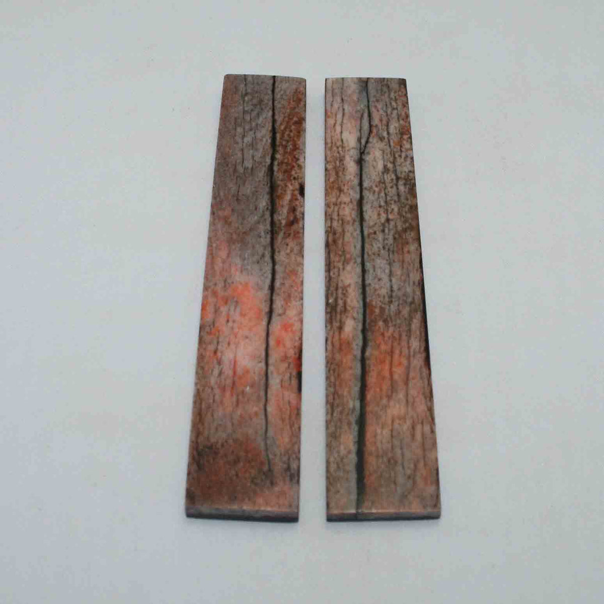 NB103JS29 Giraffe Bone Scales