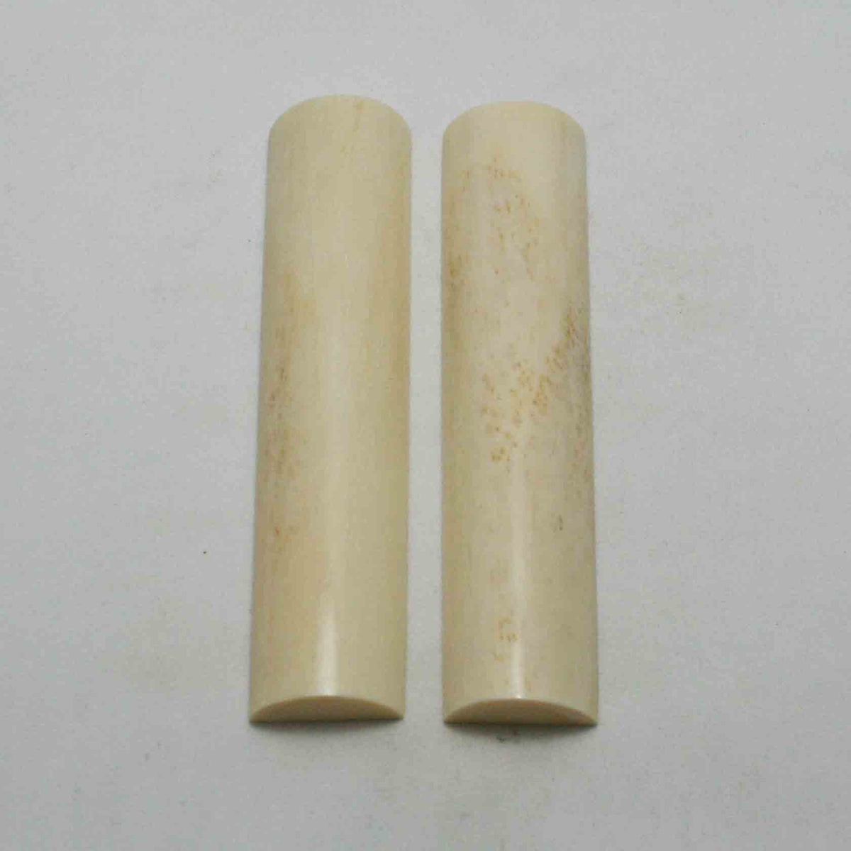 NB103JS2 Giraffe Bone Scales