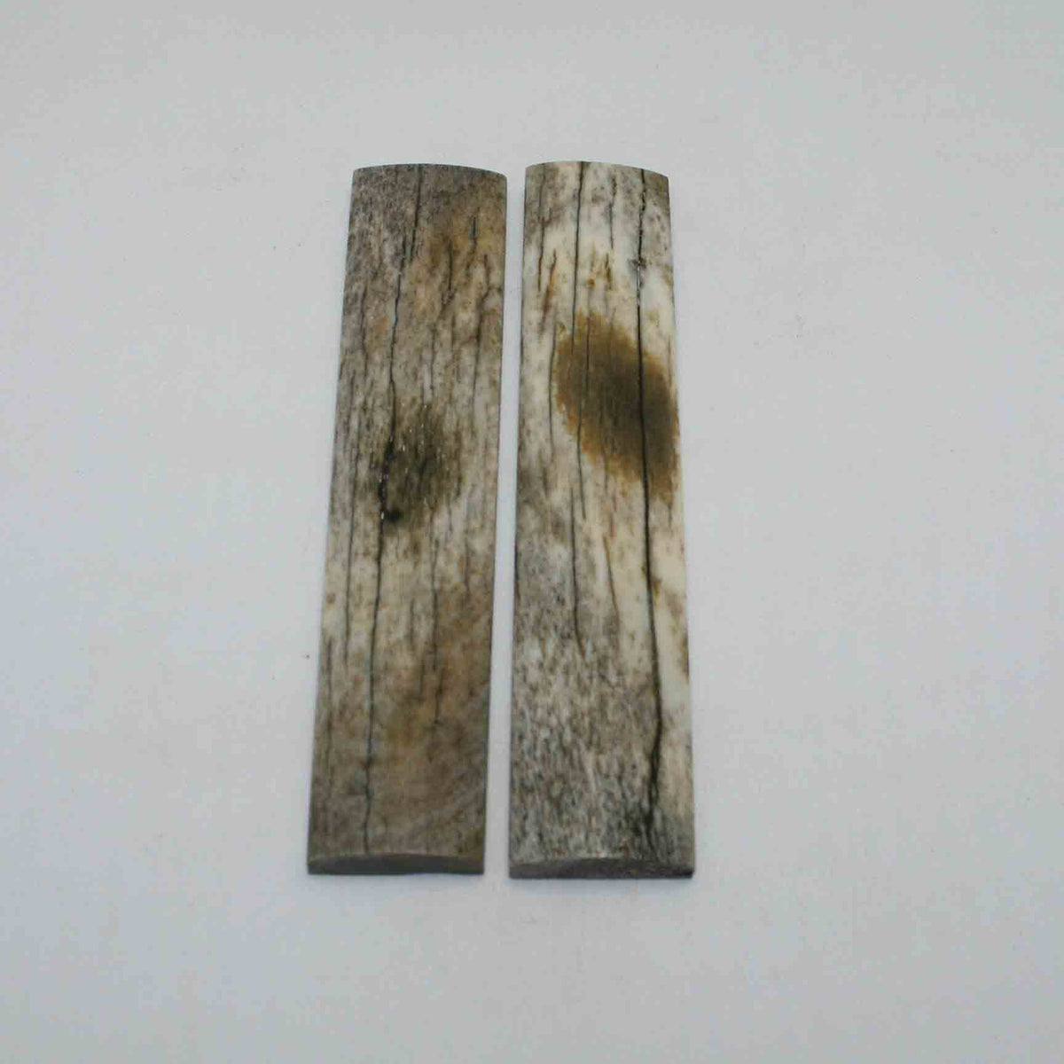 NB103JS44 Giraffe Bone Scales