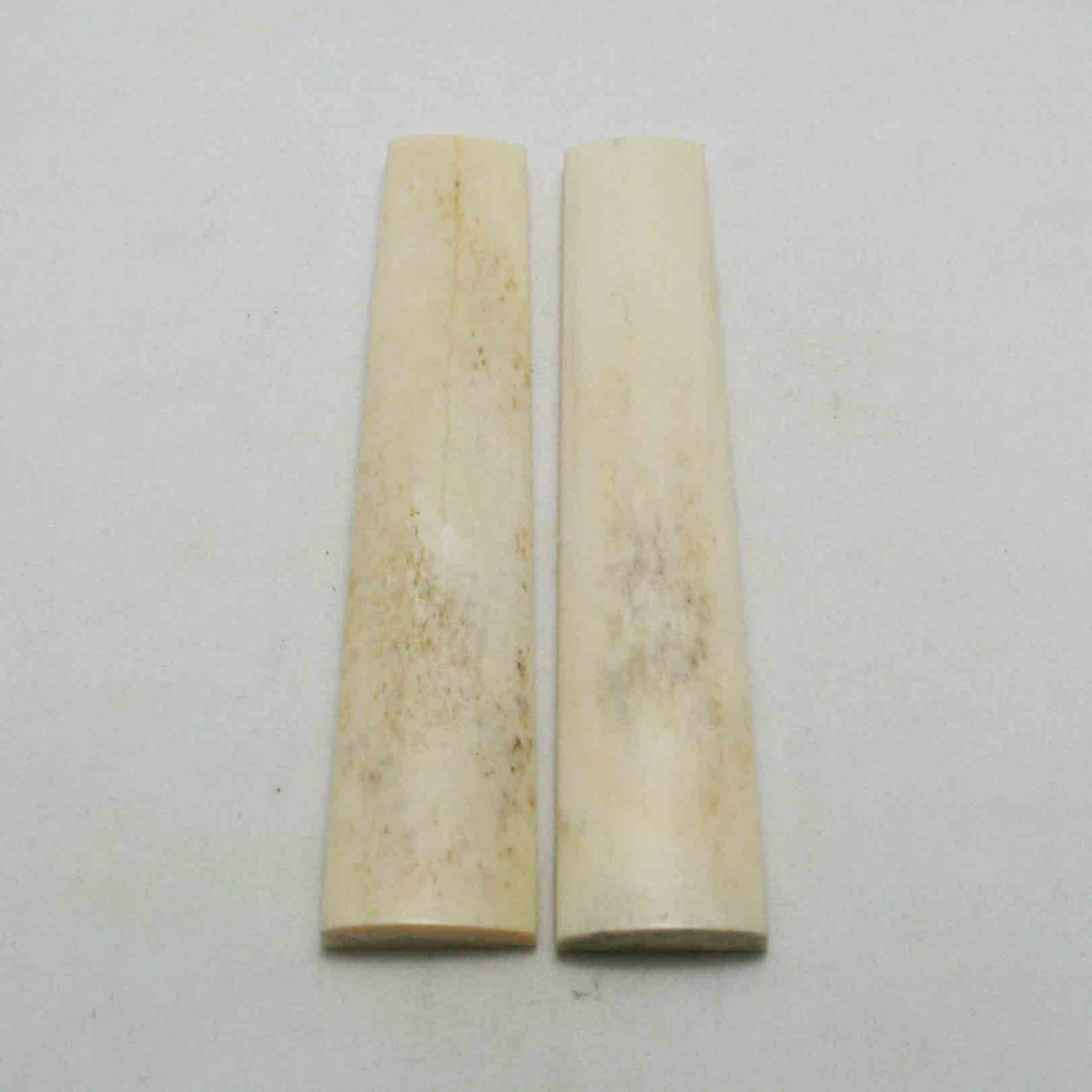 NB103JS4 Giraffe Bone Scales