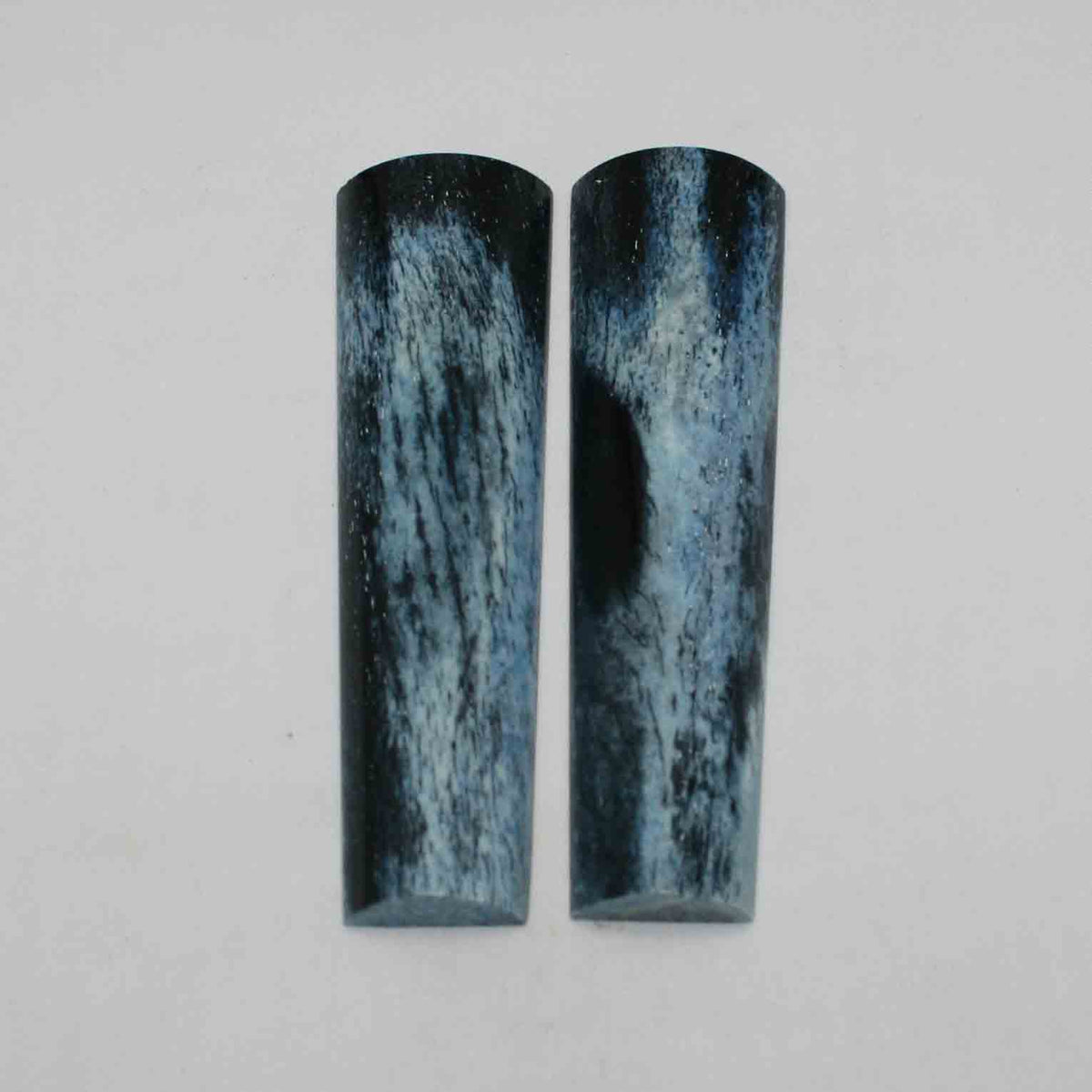 NB103JS58 Giraffe Bone Scales