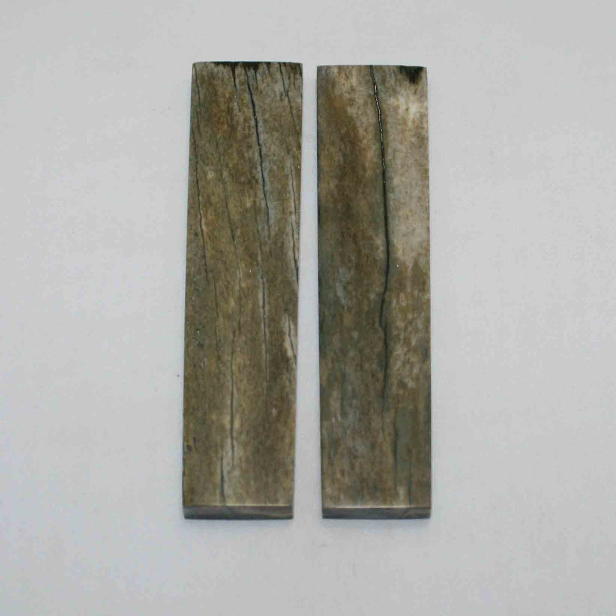 NB103JS64 Giraffe Bone Scales