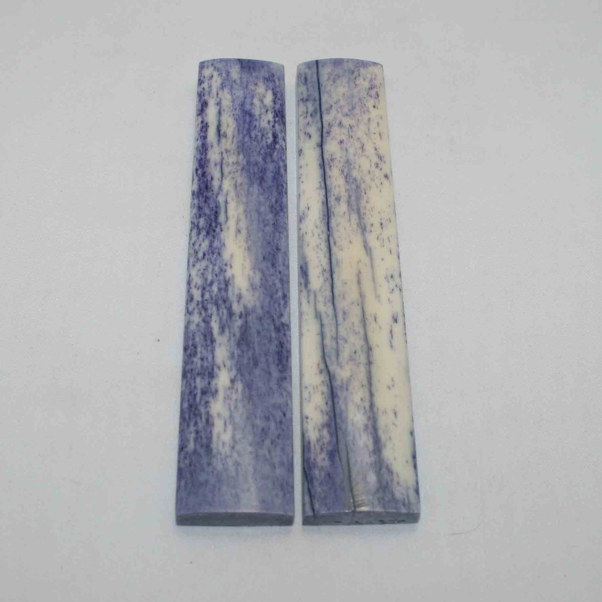 NB103JS93 Giraffe Bone Scales