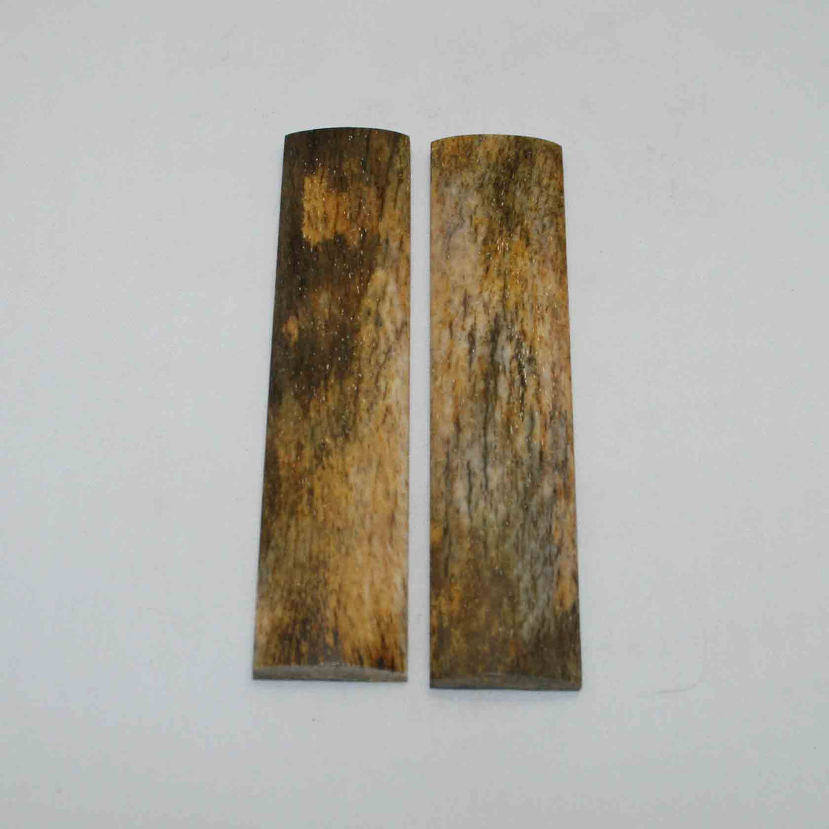 NB103JS97 Giraffe Bone Scales