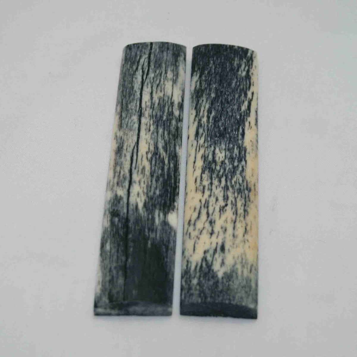 NB103MAN101 Giraffe Bone Scales