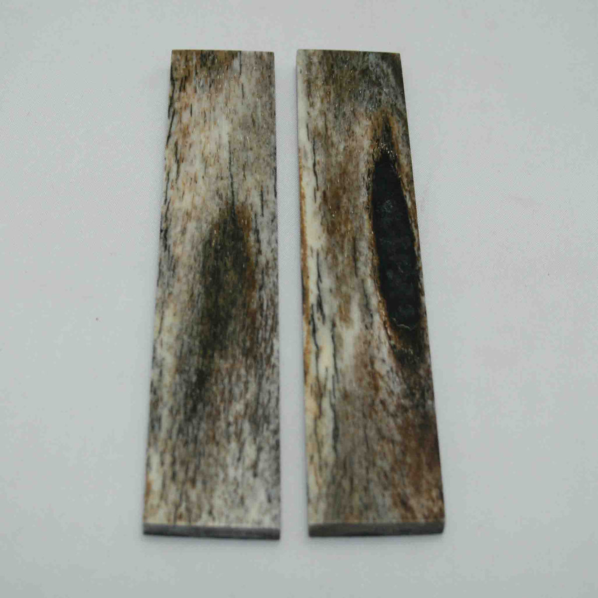 NB103MAN138 Giraffe Bone Scales