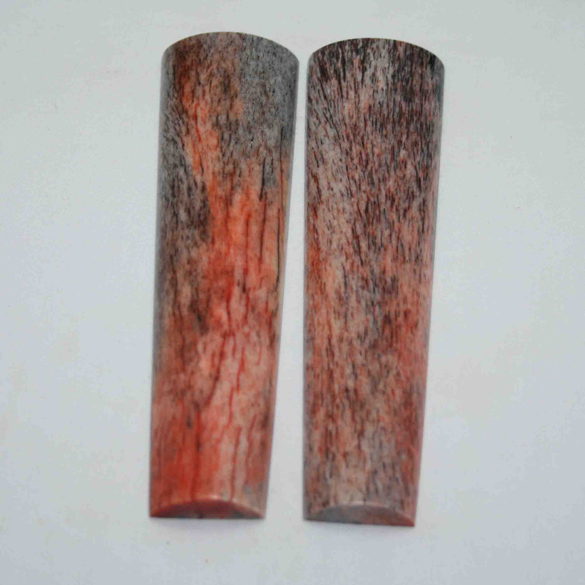 NB103MAN156 Giraffe Bone Scales