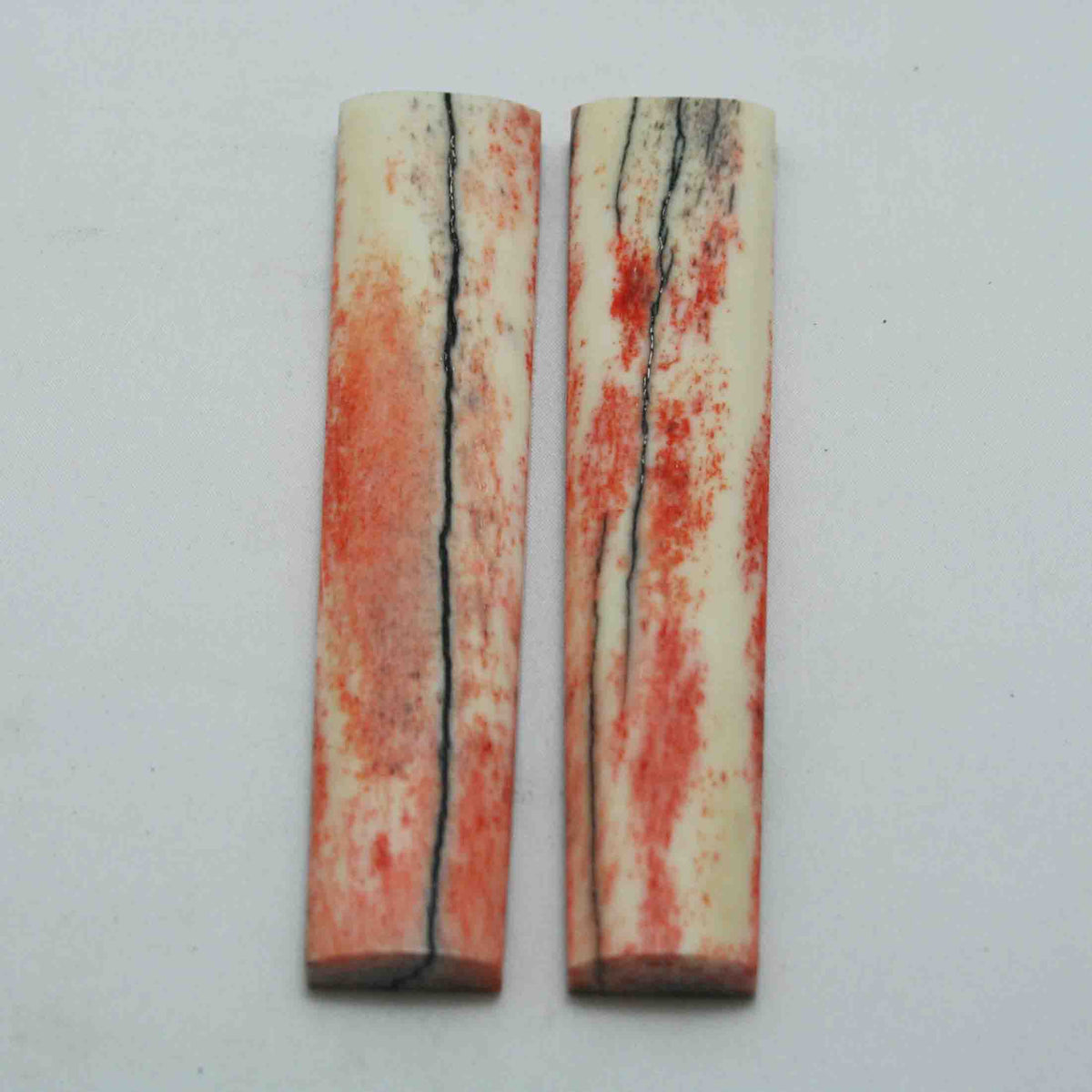 NB103MAN164 Giraffe Bone Scales