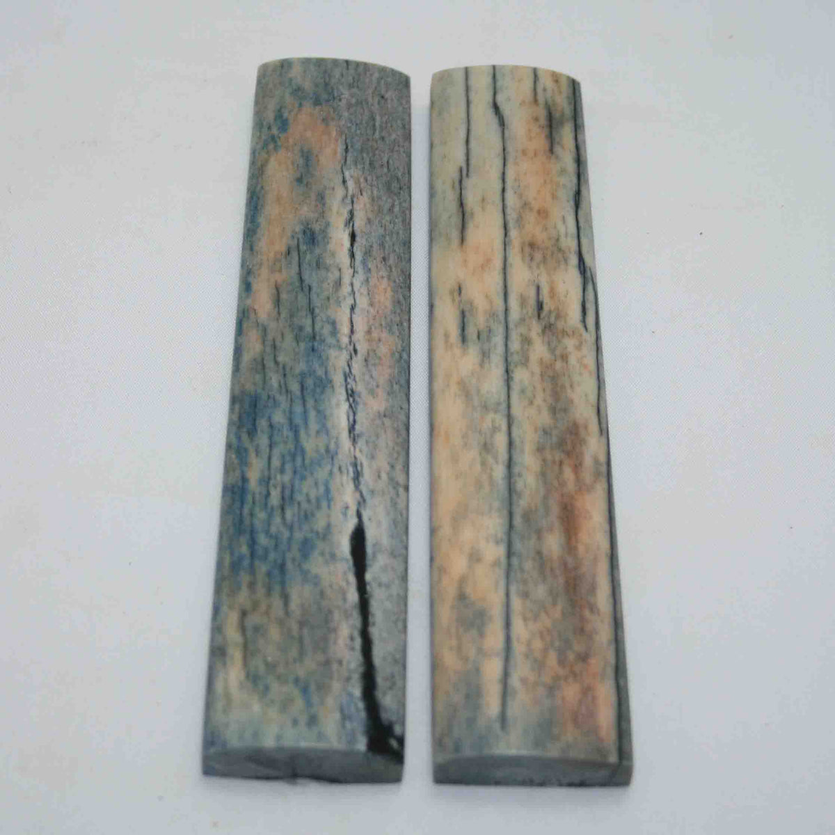 NB103MAN165 Giraffe Bone Scales