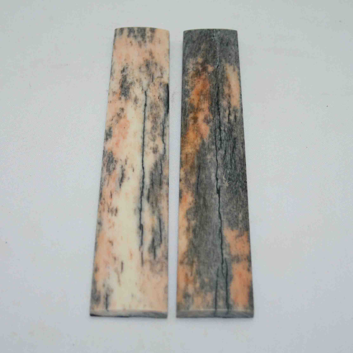 NB103MAN200 Giraffe Bone Scales