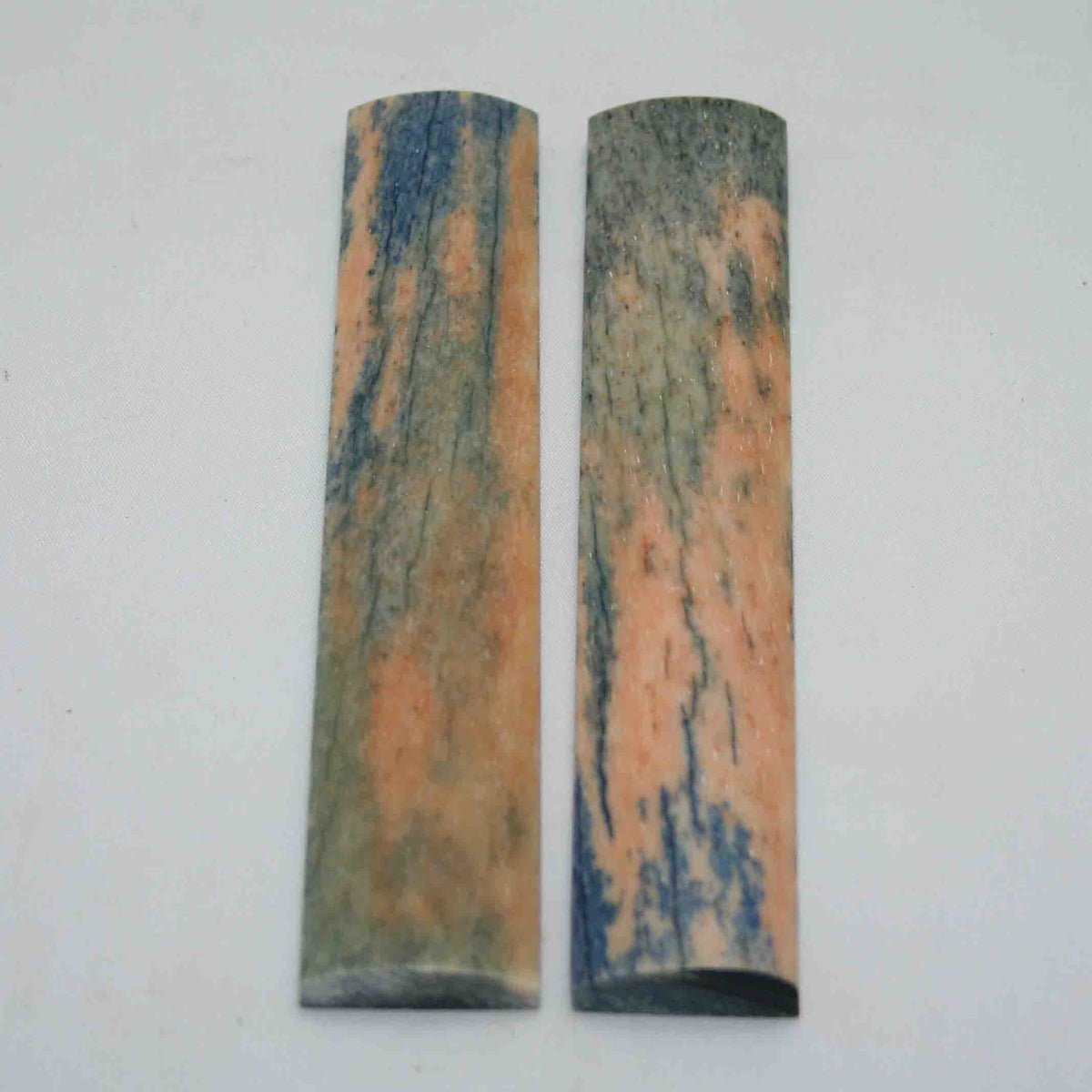 NB103MAN203 Giraffe Bone Scales