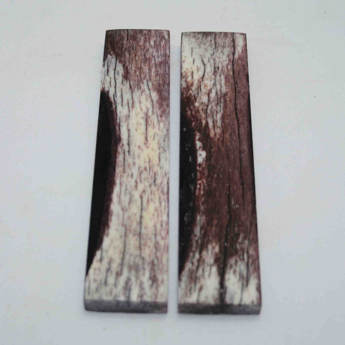 NB103MAN208 Giraffe Bone Scales