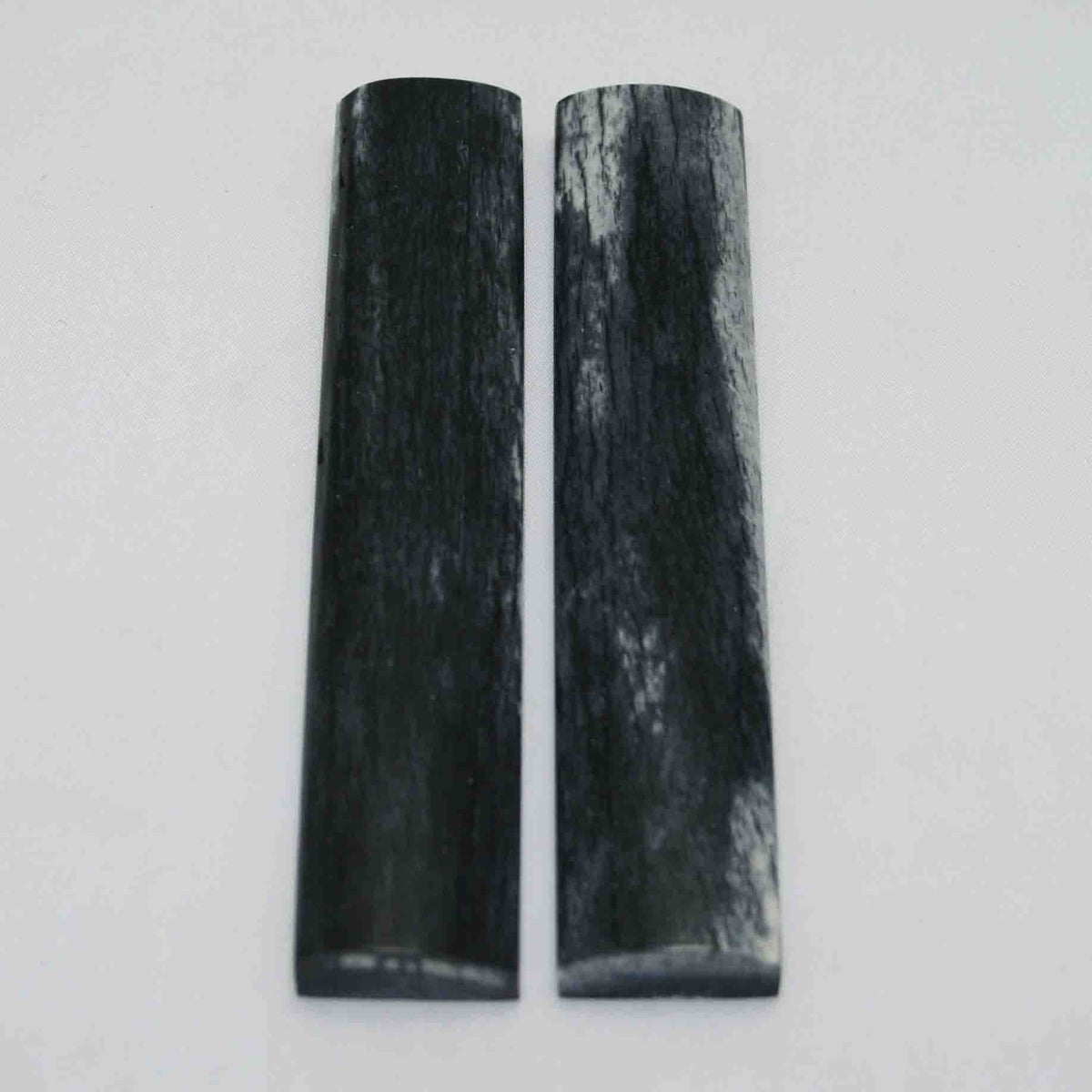 NB103MAN20 Giraffe Bone Scales