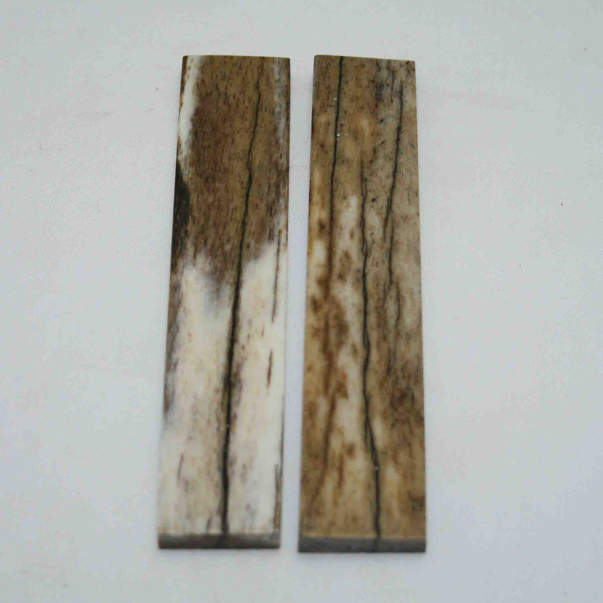 NB103MAN226 Giraffe Bone Scales