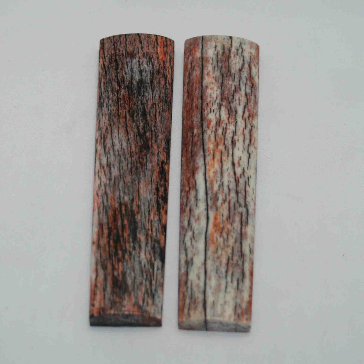 NB103MAN24 Giraffe Bone Scales