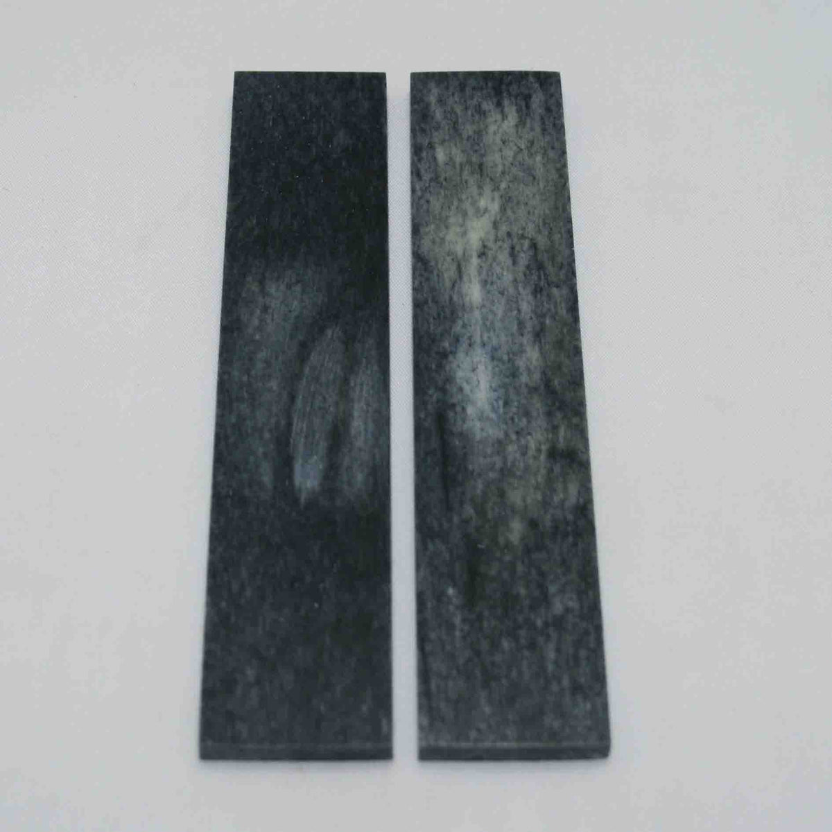 NB103MAN30 Giraffe Bone Scales