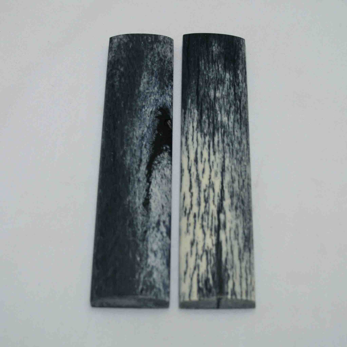 NB103MAN38 Giraffe Bone Scales