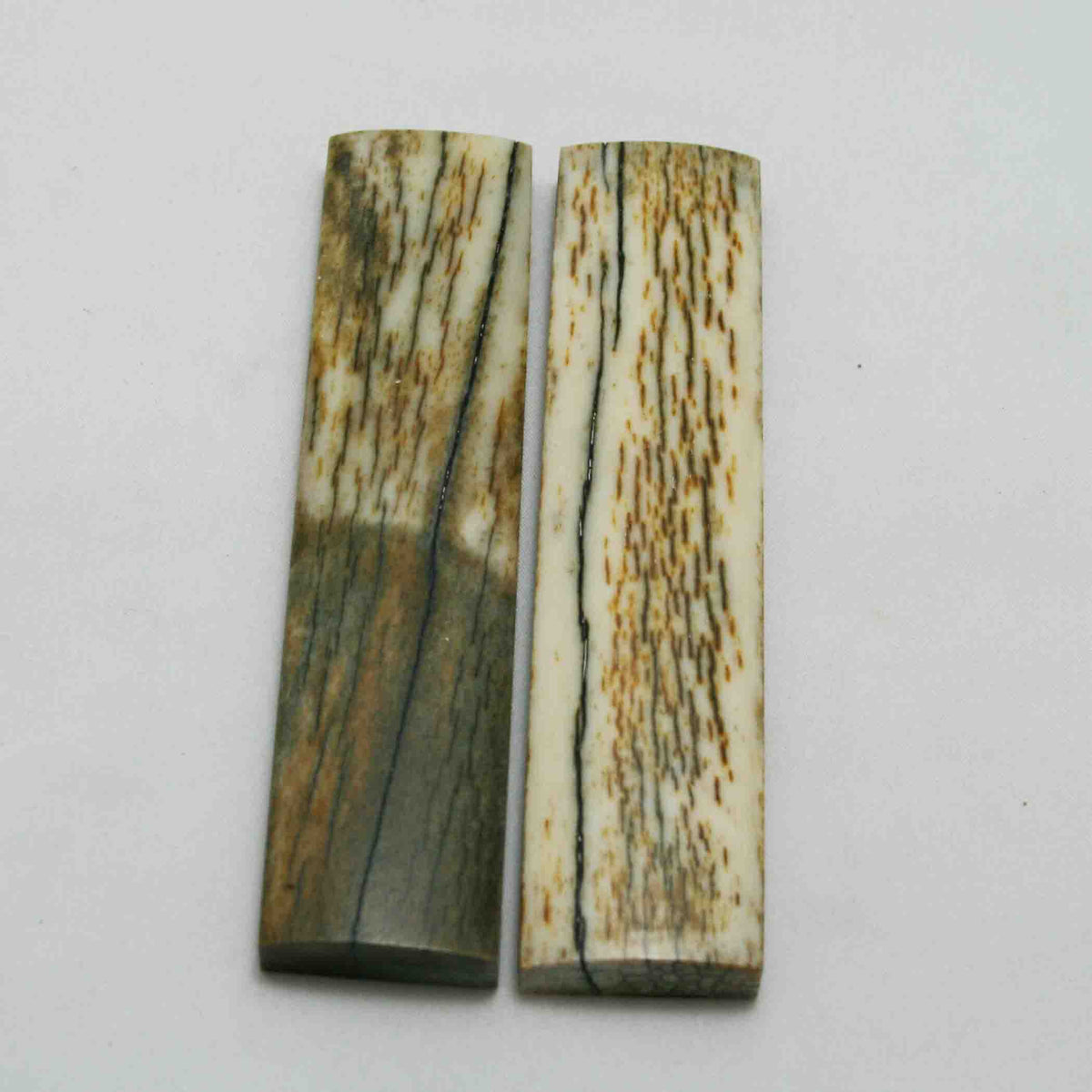 NB103MAN49 Giraffe Bone Scales