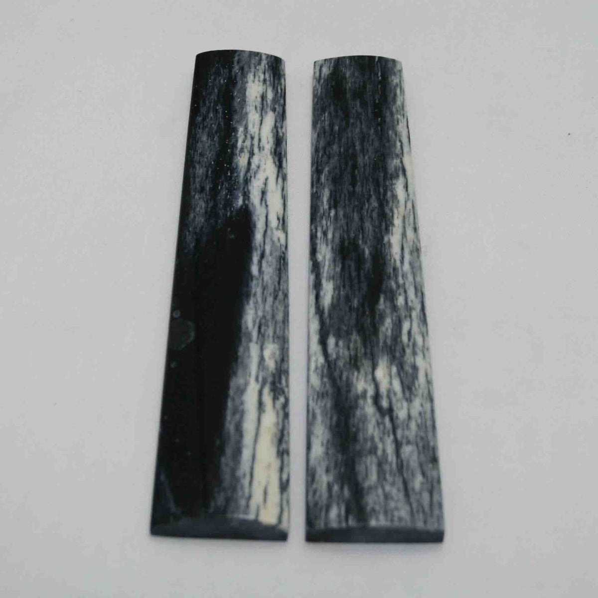 NB103MAN78 Giraffe Bone Scales