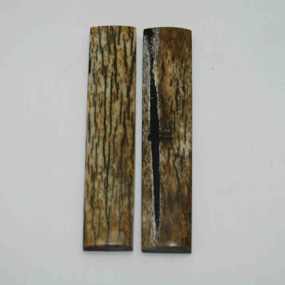 NB103MAN85 Giraffe Bone Scales