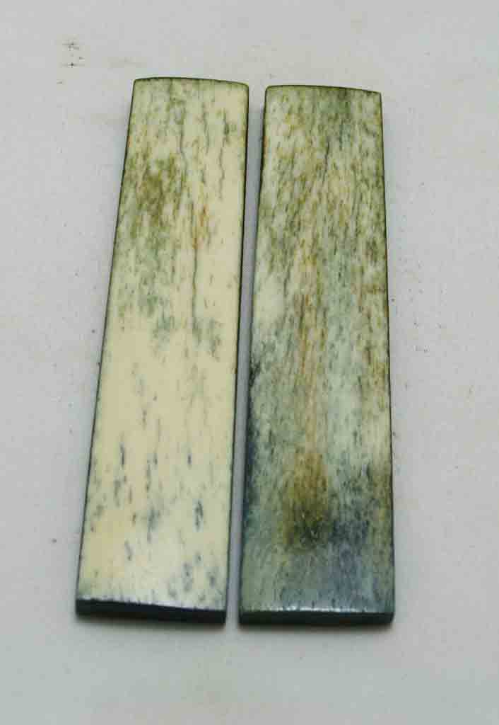 NB103MF105 Giraffe Bone Scales