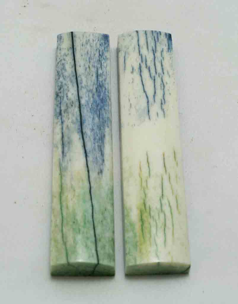 NB103MF68 Giraffe Bone Scales