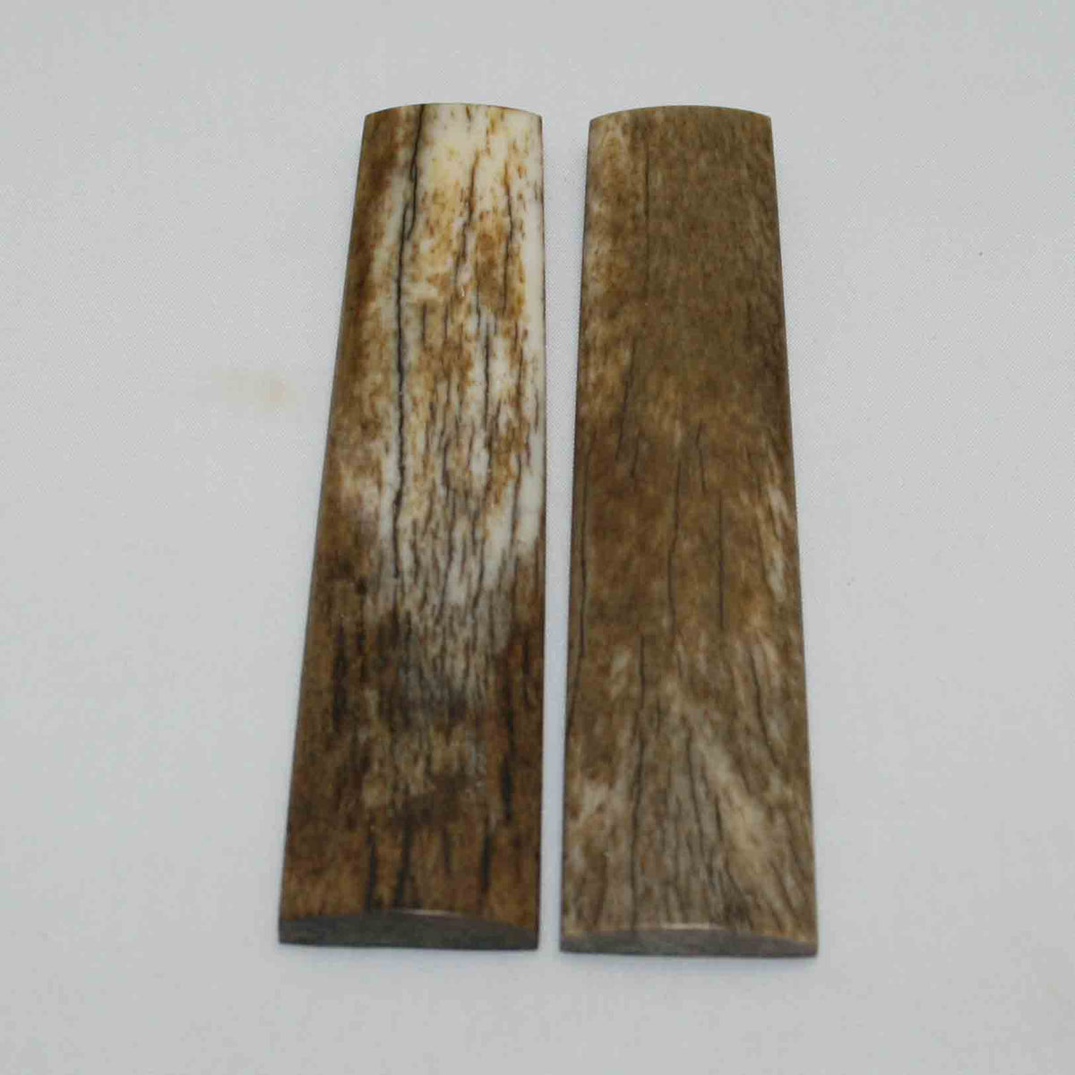 NB103MMA16 Giraffe Bone Scales