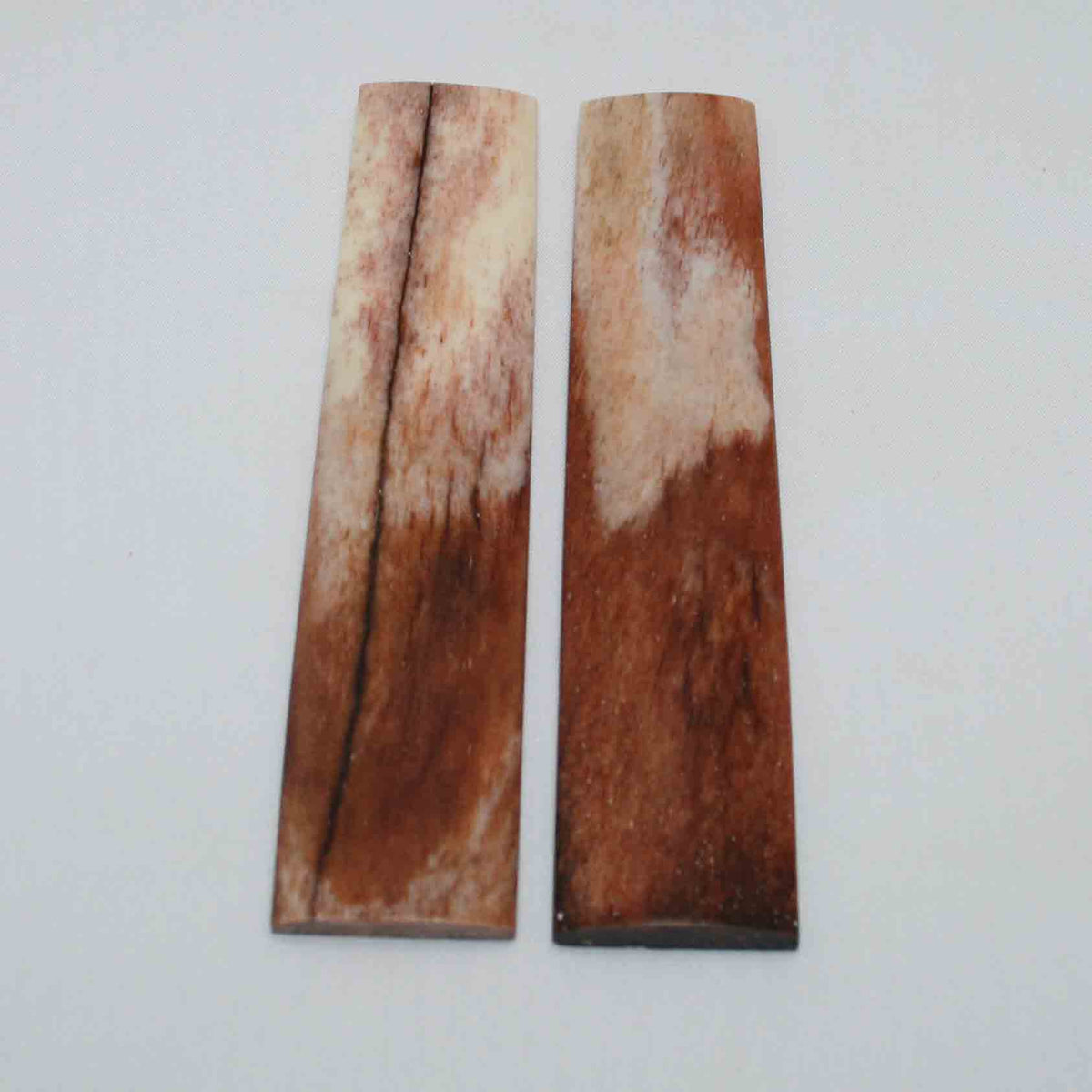 NB103MMA17 Giraffe Bone Scales