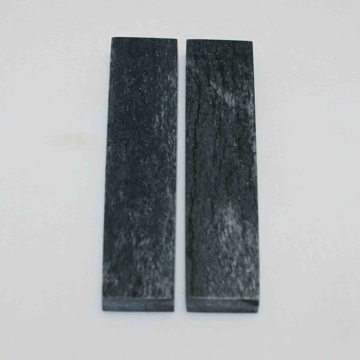 NB103MMA31 Giraffe Bone Scales