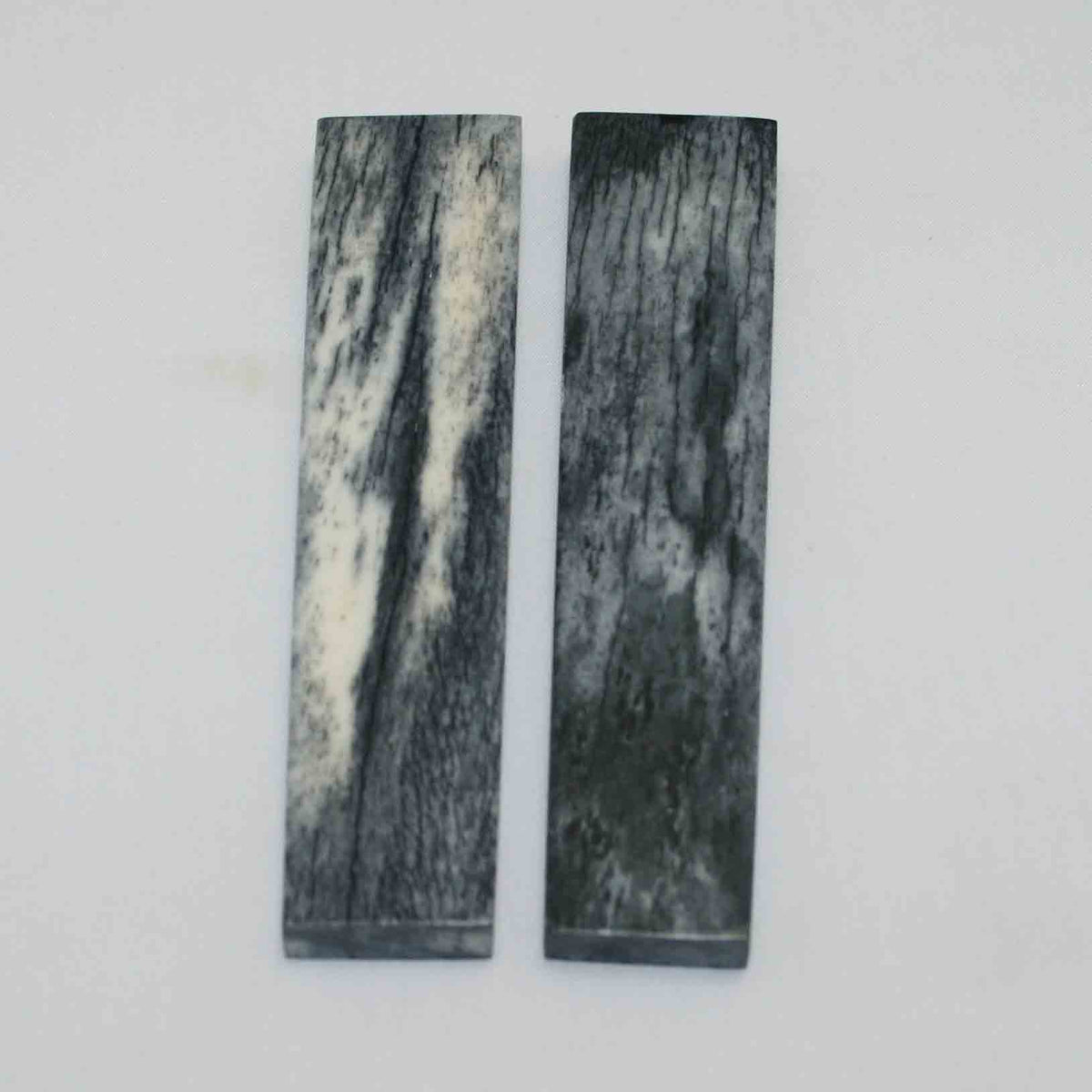 NB103MMA35 Giraffe Bone Scales