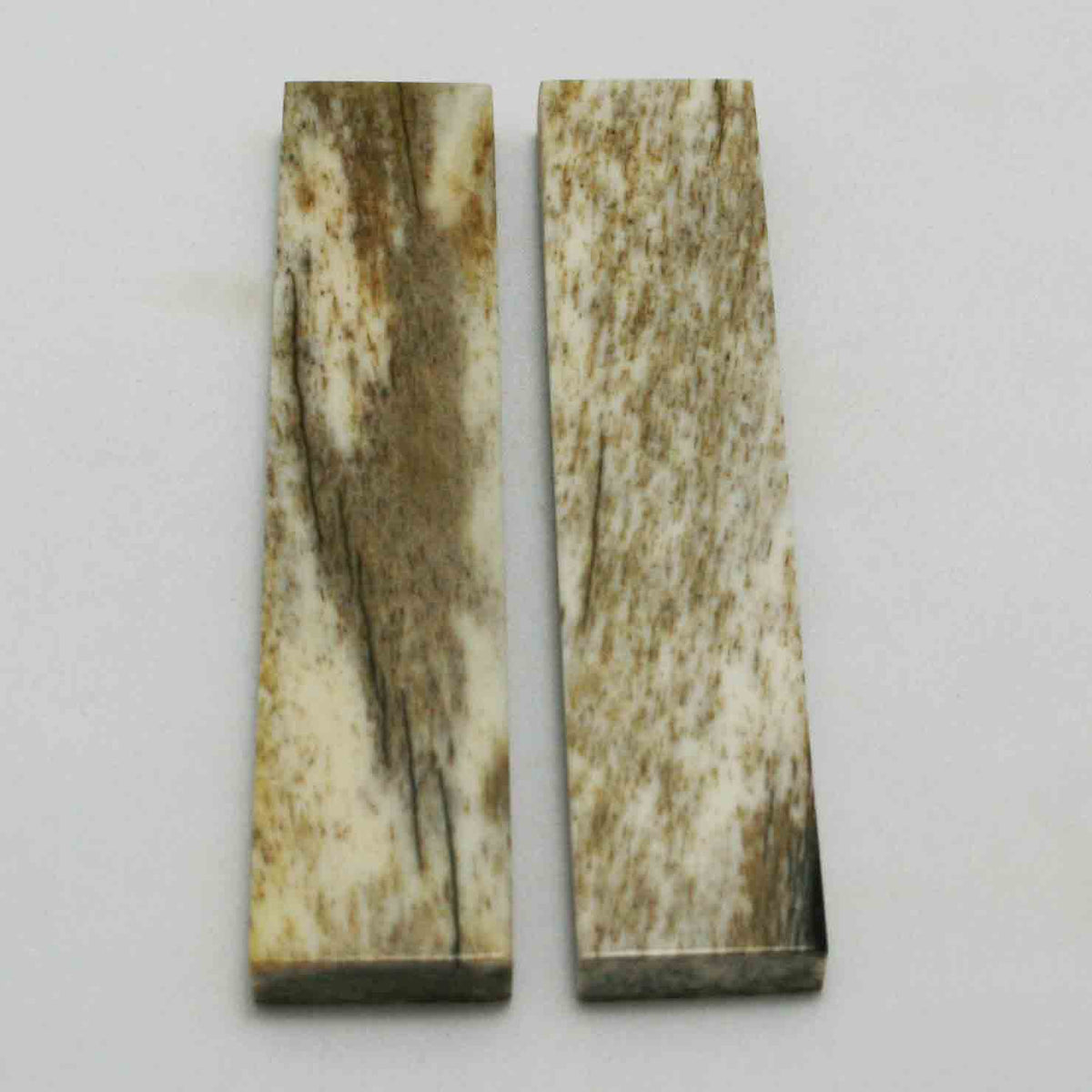 NB103MMA52 Giraffe Bone Scales