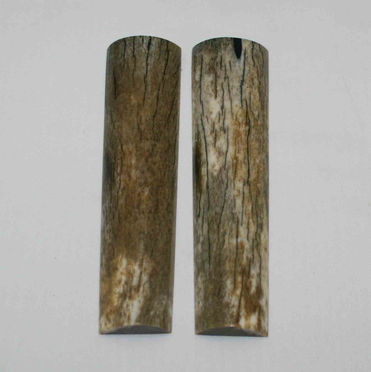 NB103MMA65 Giraffe Bone Scales