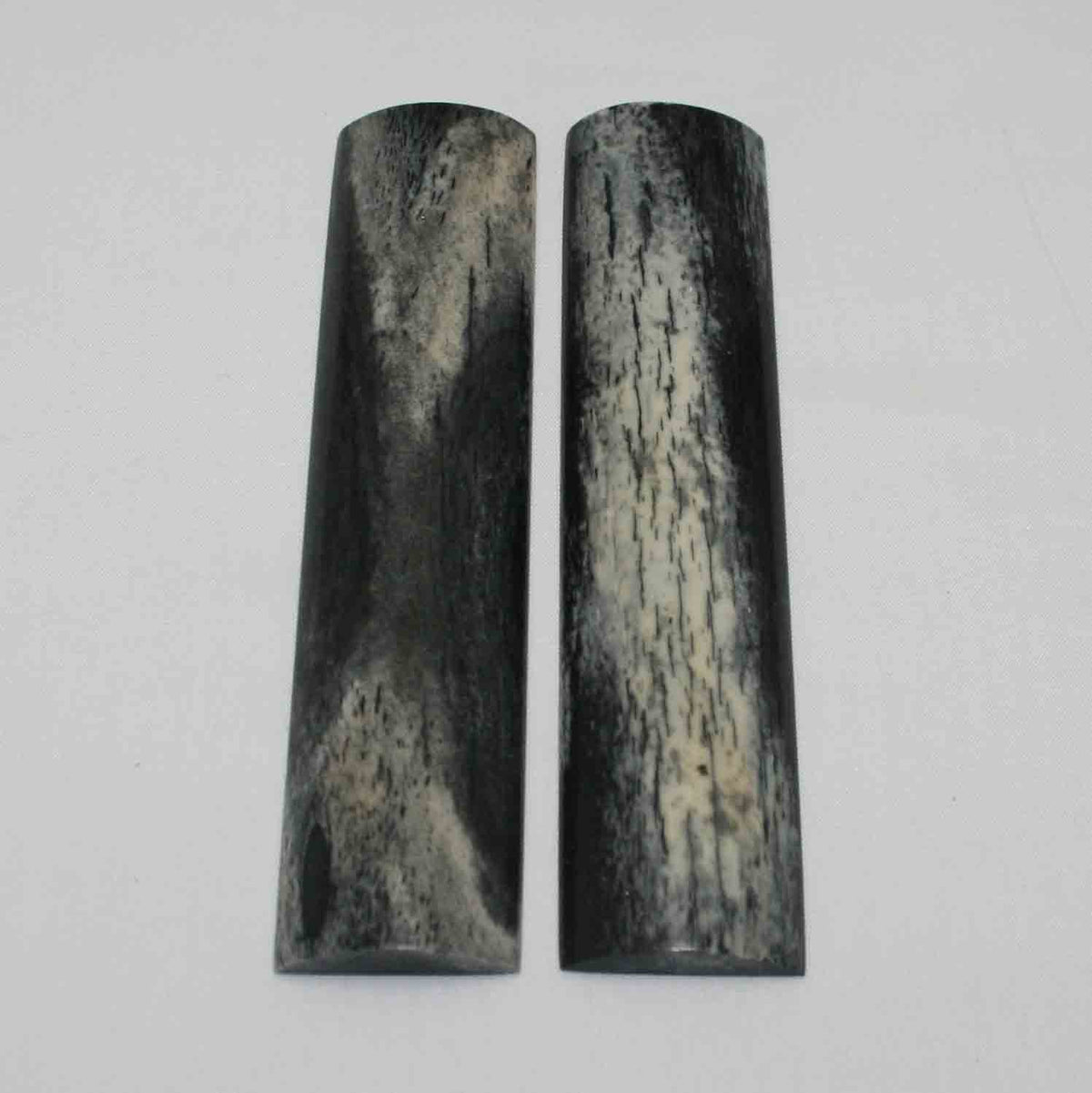 NB103MMA67 Giraffe Bone Scales