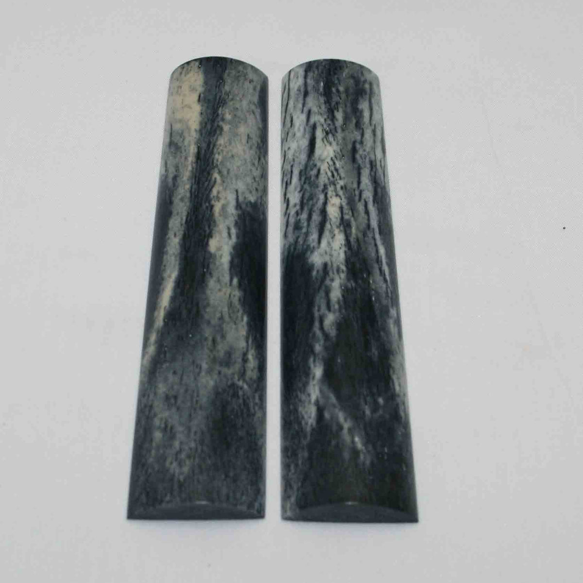 NB103MMA82 Giraffe Bone Scales