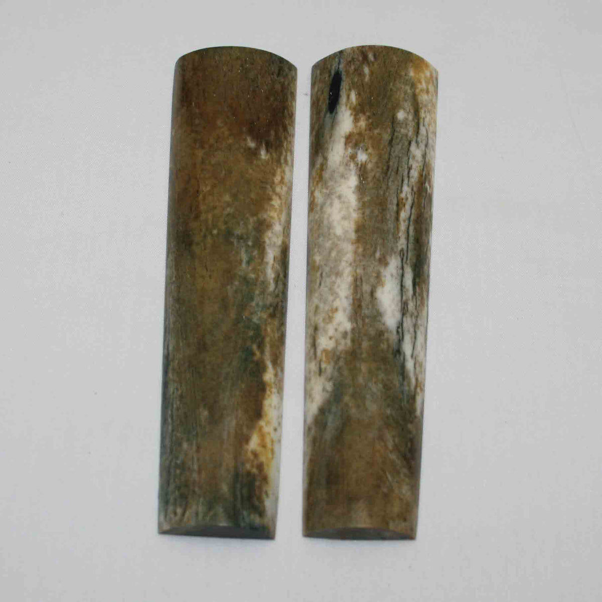 NB103MMA85 Giraffe Bone Scales