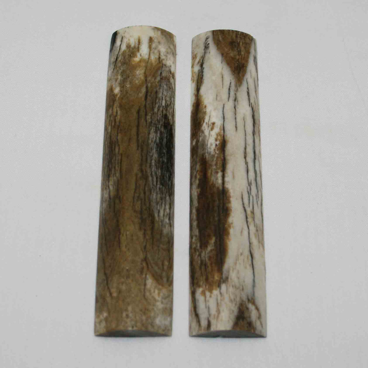 NB103MMA86 Giraffe Bone Scales