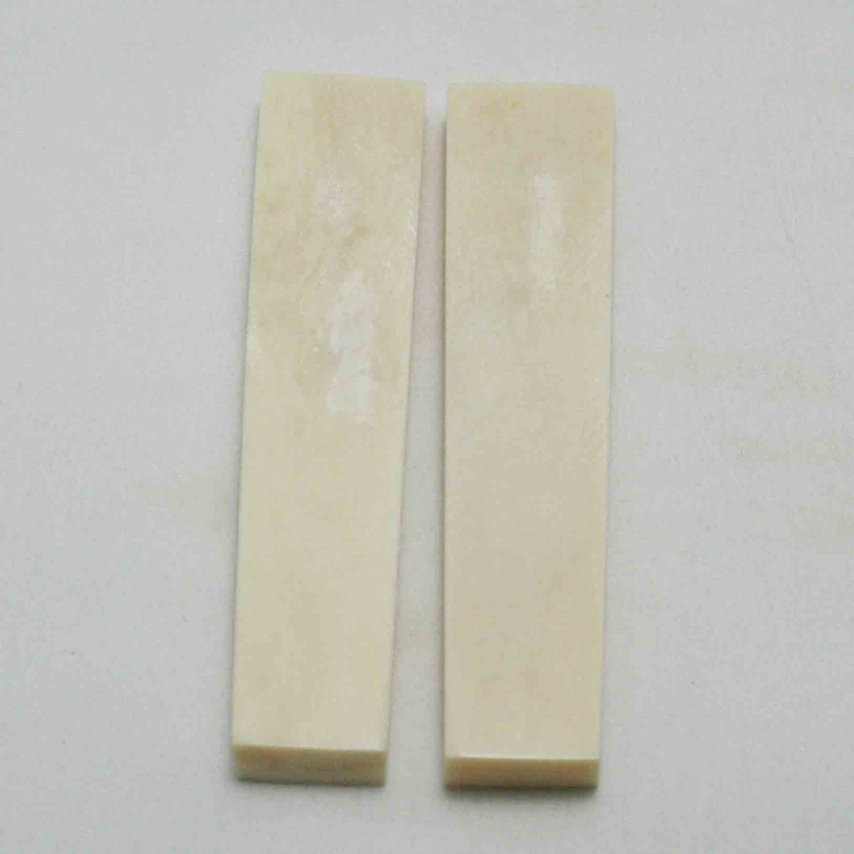 NB103MMA91 Giraffe Bone Scales