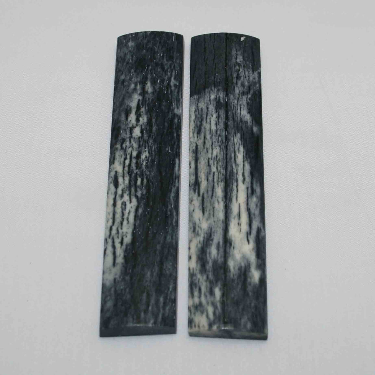 NB103MMA93 Giraffe Bone Scales