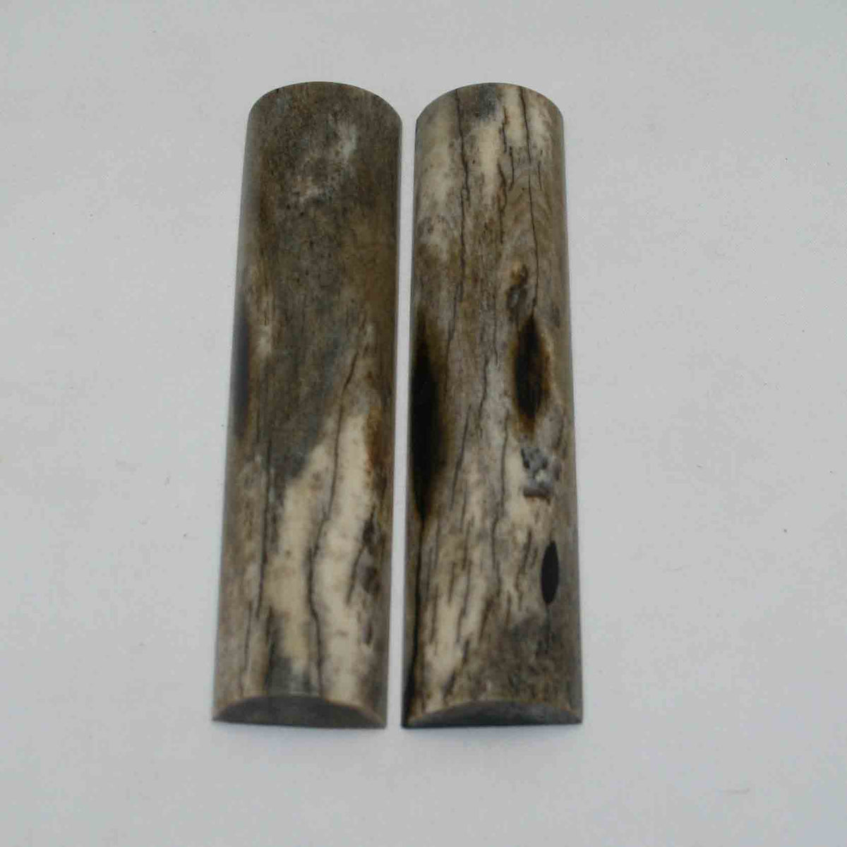 NB103NAM14 Giraffe Bone Scales