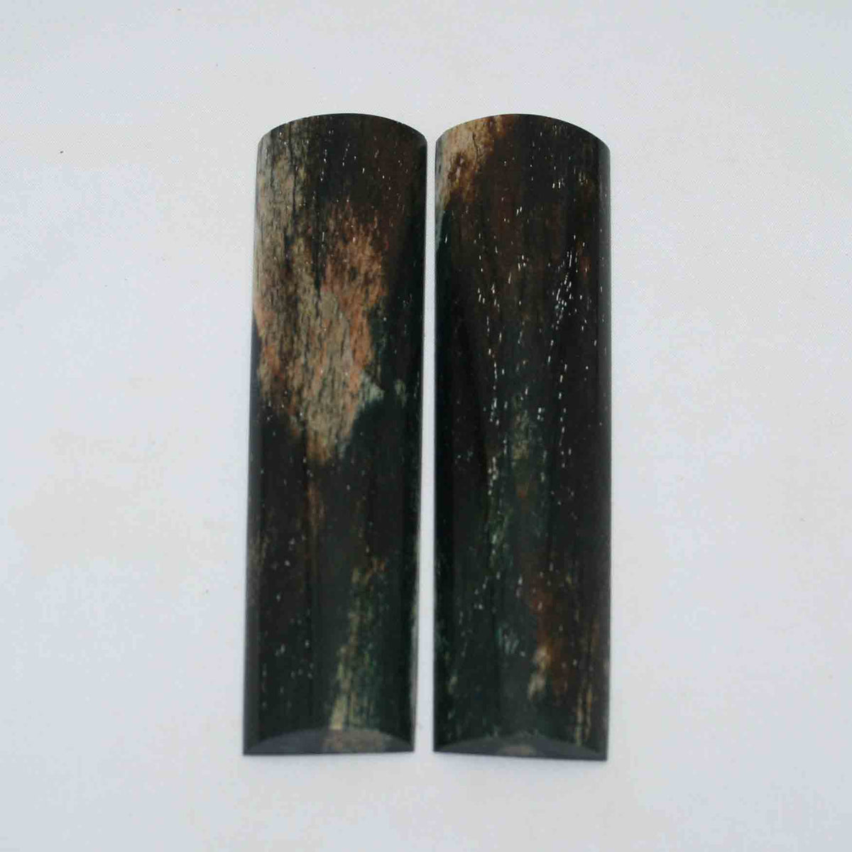 NB103NAM24 Giraffe Bone Scales