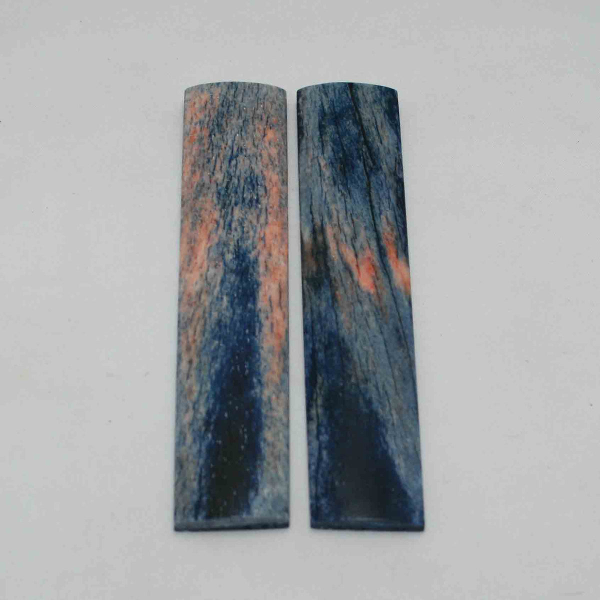 NB103NAM25 Giraffe Bone Scales