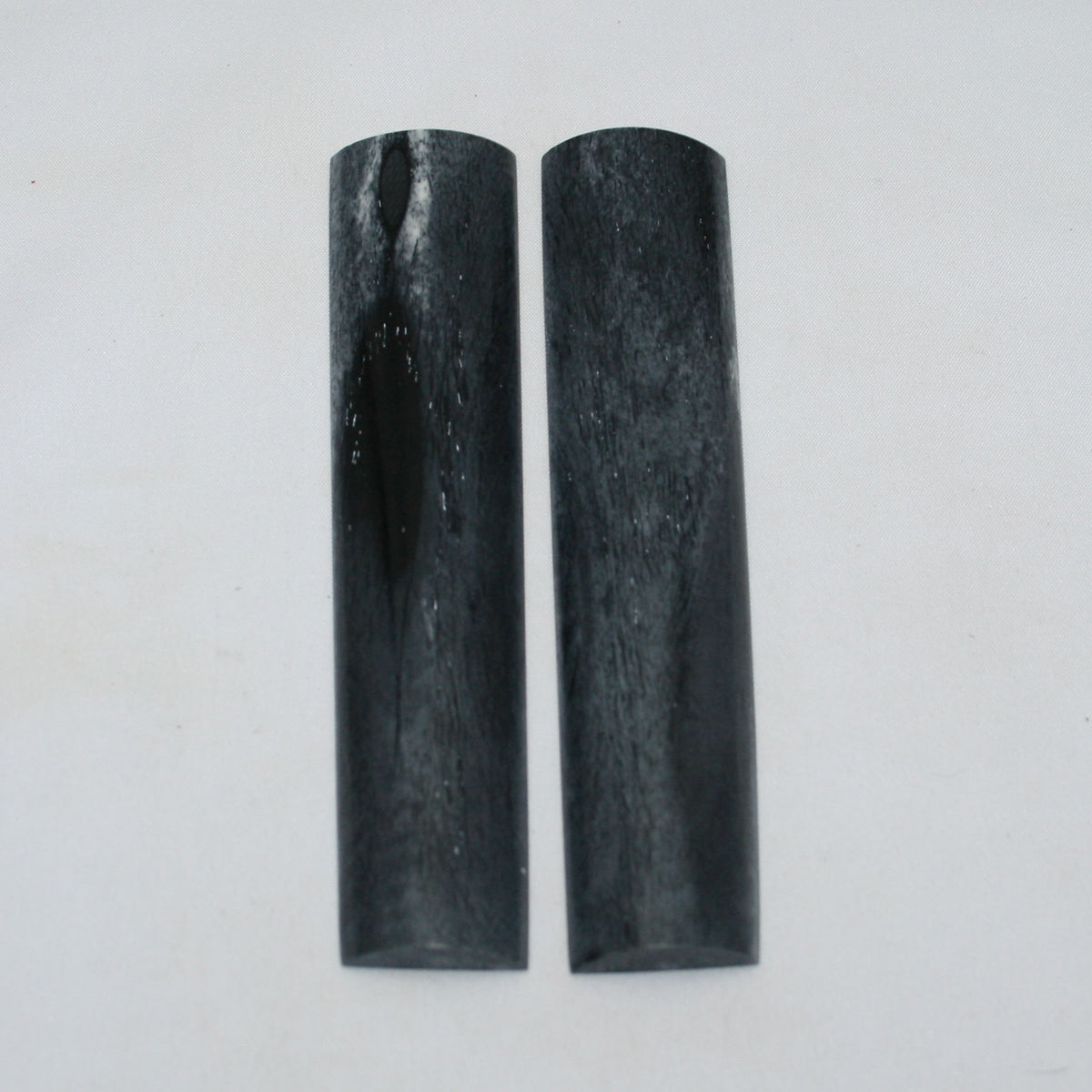 NB103NAM48 Giraffe Bone Scales