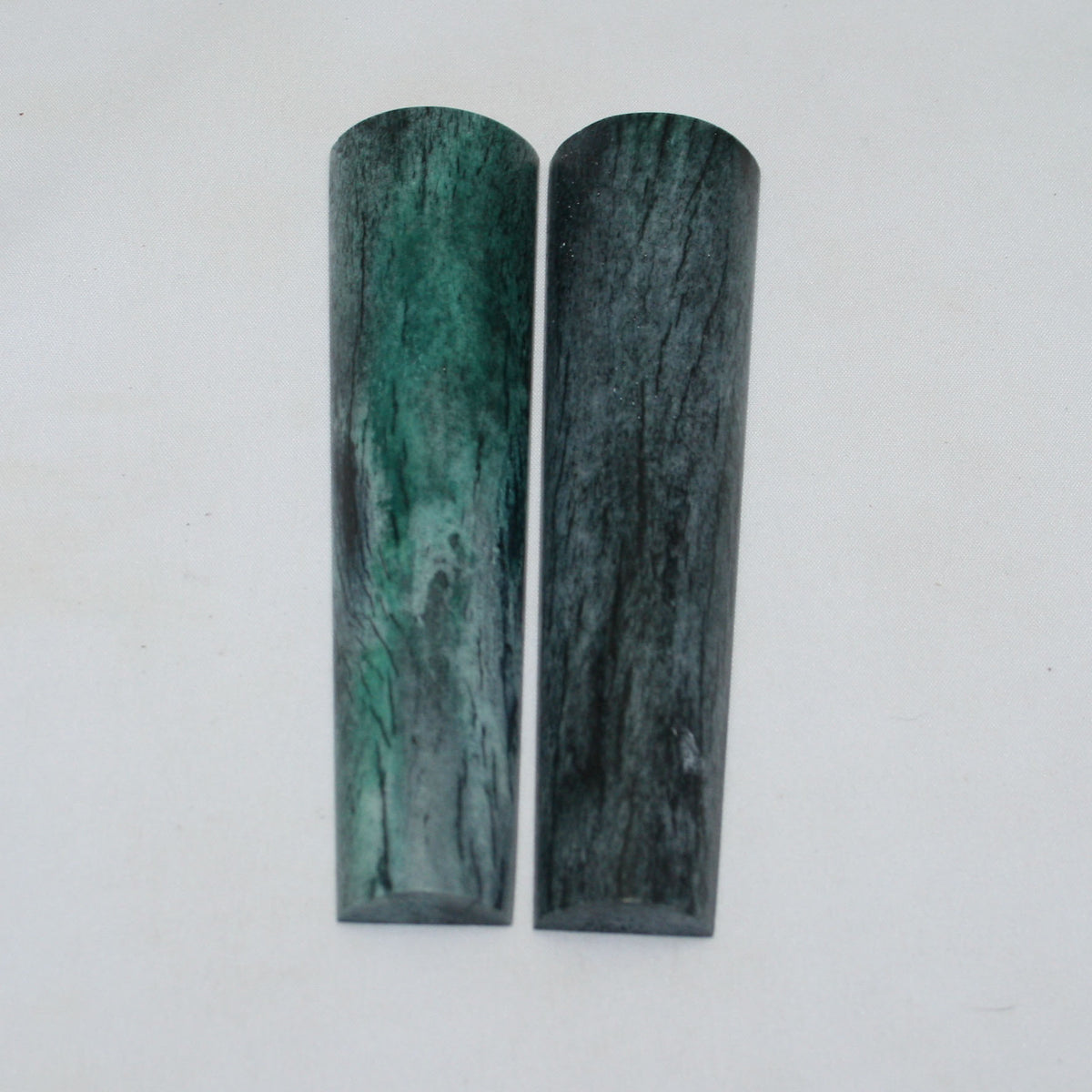 NB103NAM54 Giraffe Bone Scales