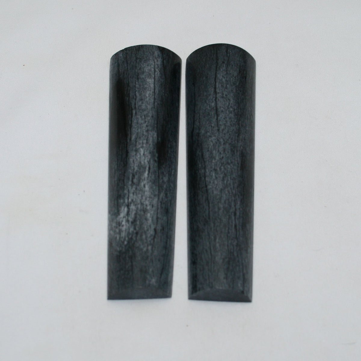 NB103NAM59 Giraffe Bone Scales