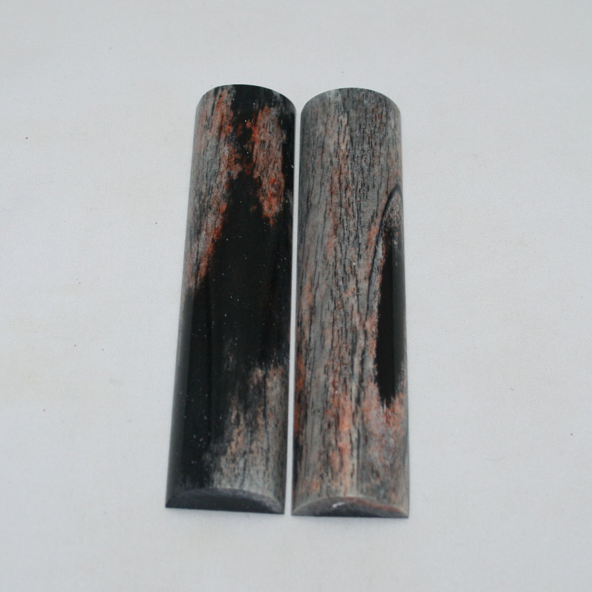 NB103NAM83 Giraffe Bone Scales