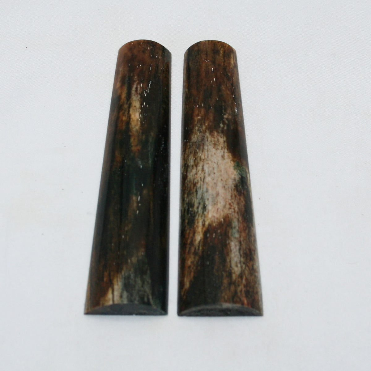 NB103NAM87 Giraffe Bone Scales