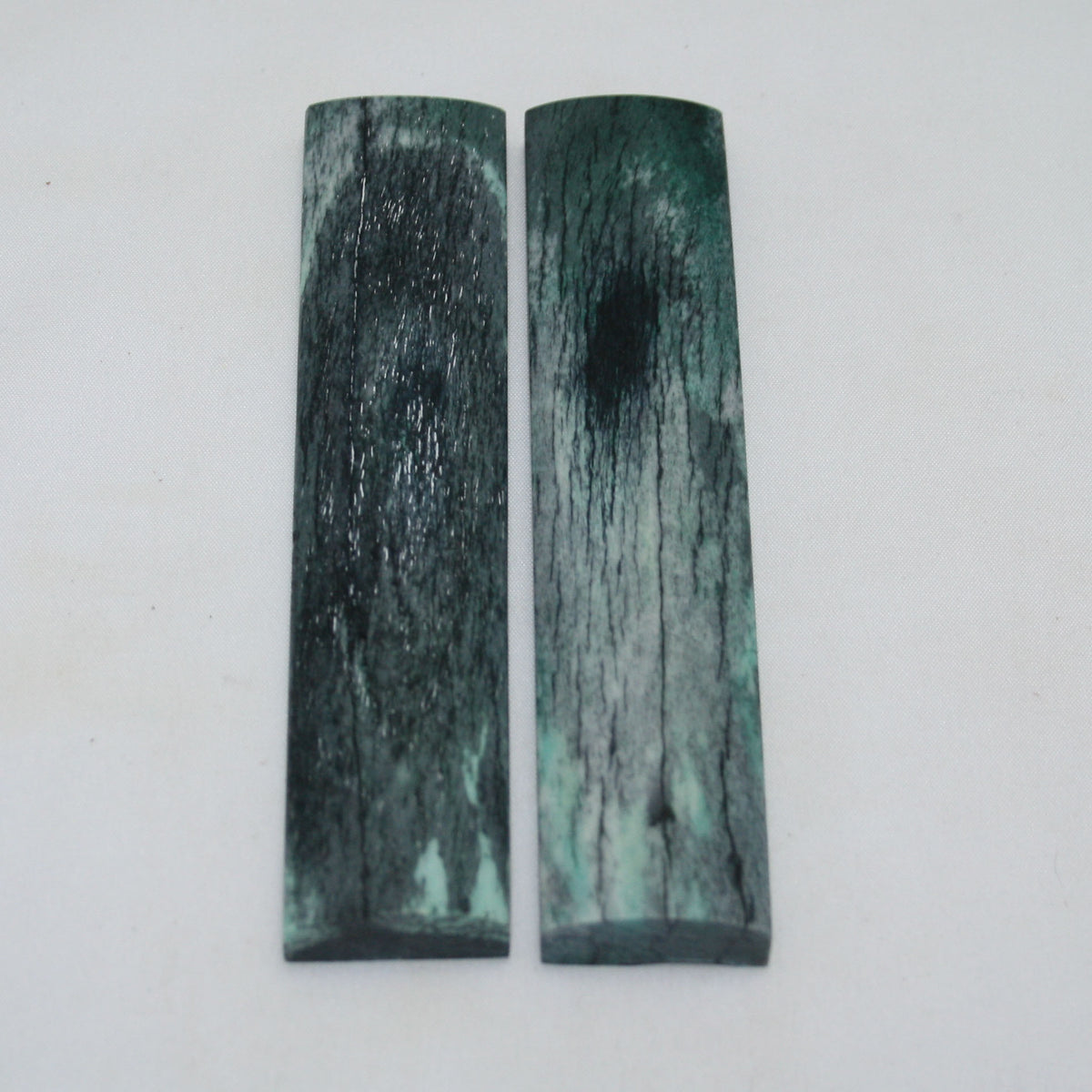 NB103NAM96 Giraffe Bone Scales